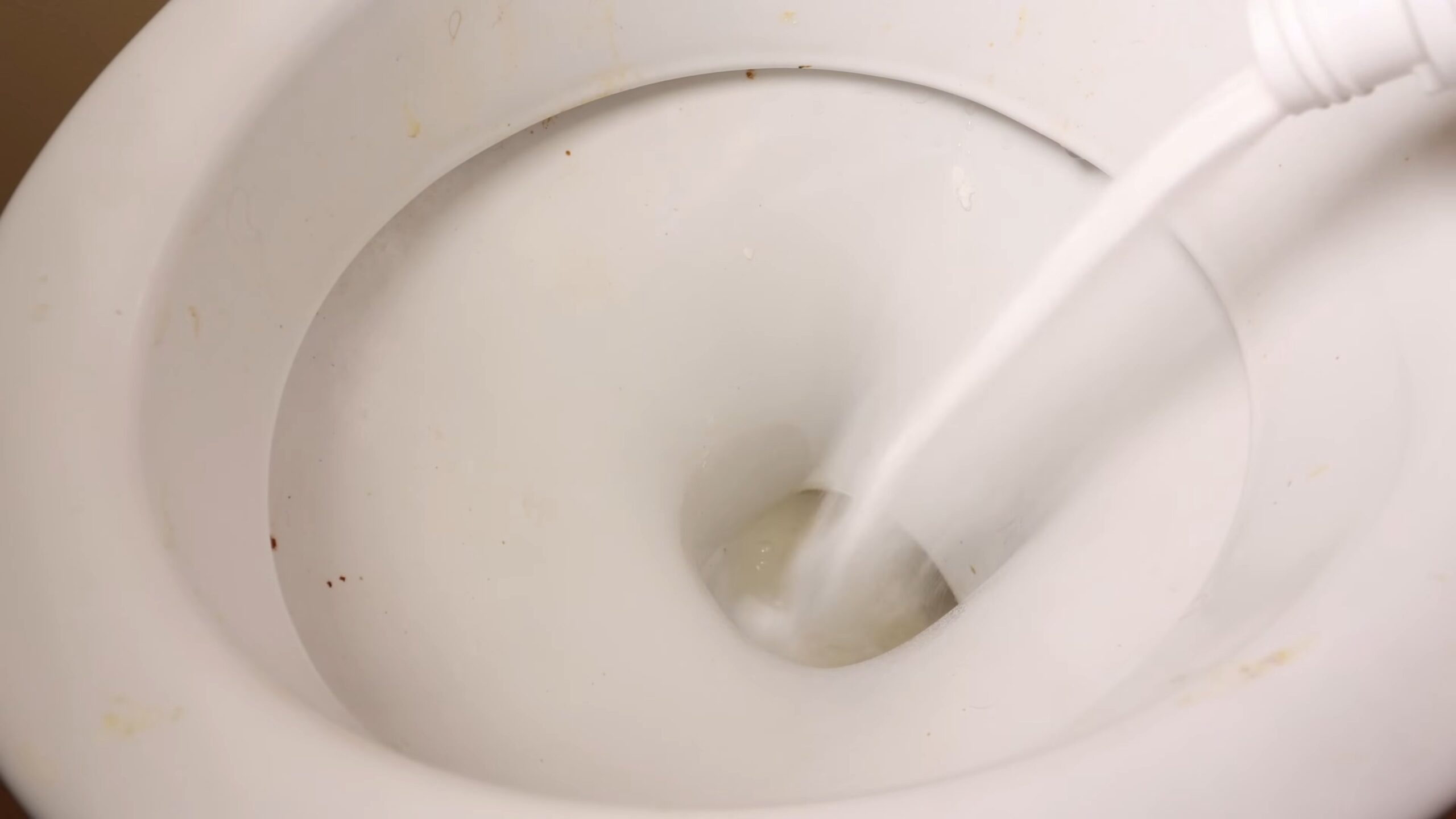 Toiletten Flecken entfernen Natron Essig
