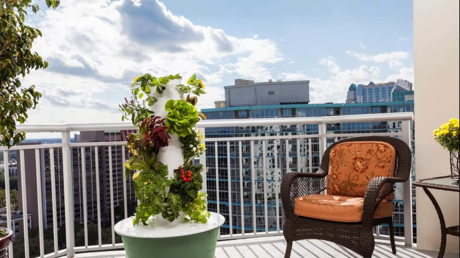 Balkon reinigen und ordentlich
